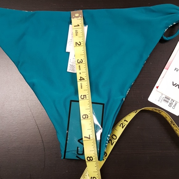 RVCA reversible teal white swim bottom NWT XS g323 - Picture 3 of 4