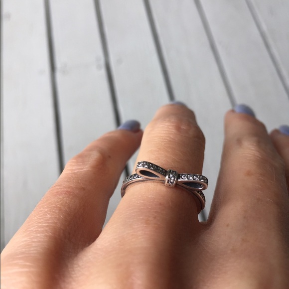 Authentic Pandora Bow Ring - Picture 3 of 8