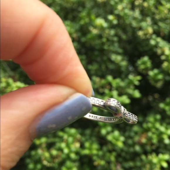 Authentic Pandora Bow Ring - Picture 4 of 8
