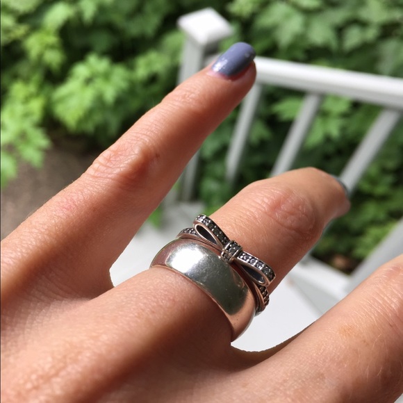 Authentic Pandora Bow Ring - Picture 5 of 8