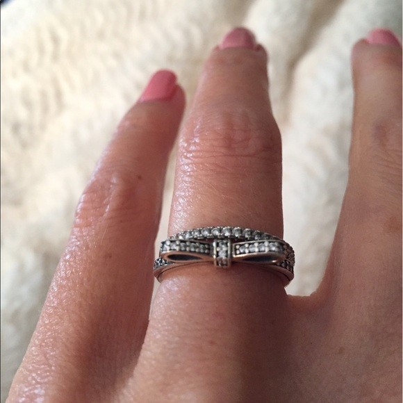 Authentic Pandora Bow Ring - Picture 8 of 8