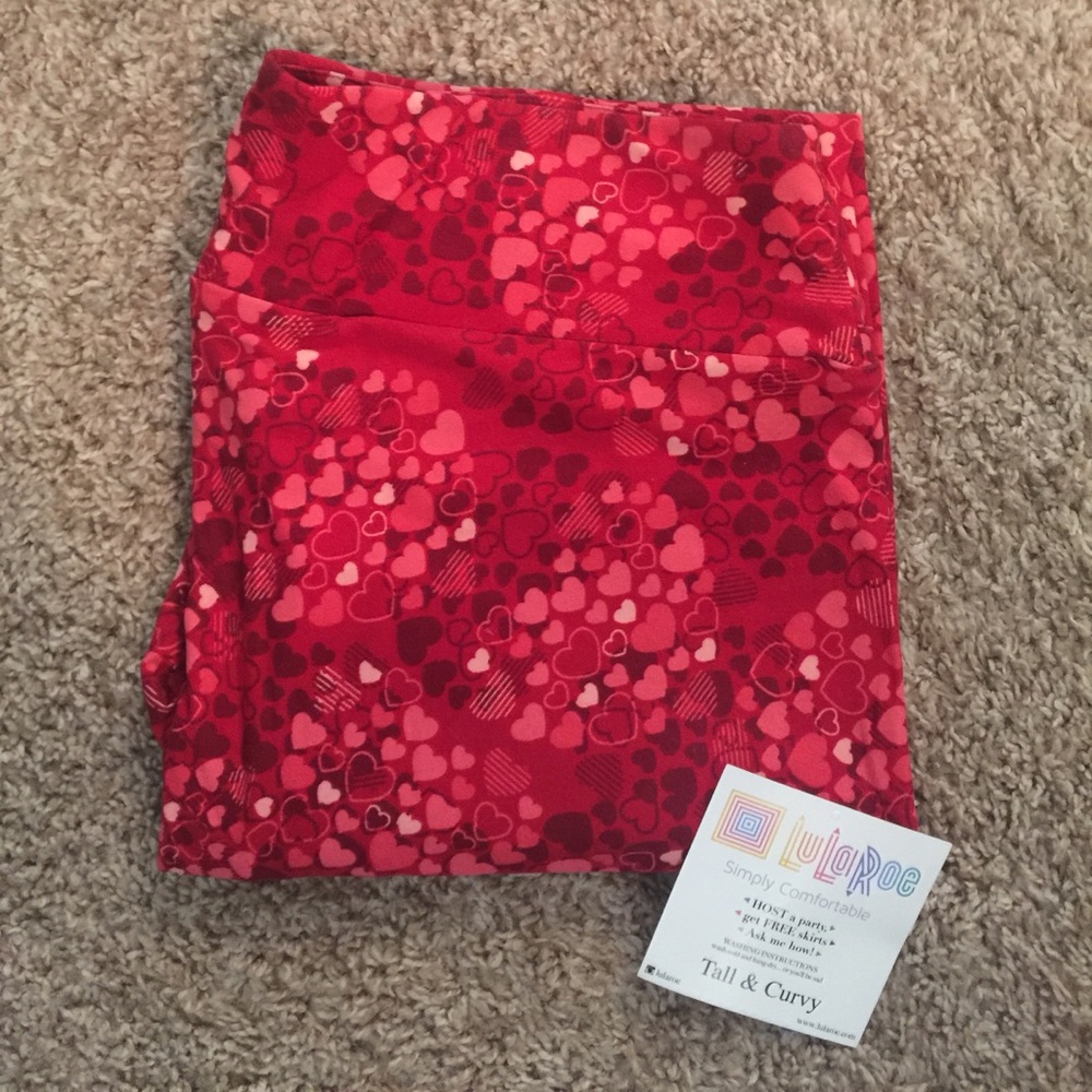 Lula Roe heart leggings
