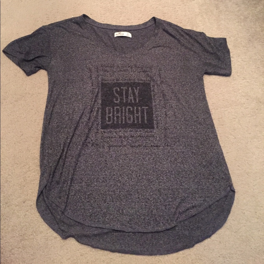 Hollister Graphic Tee