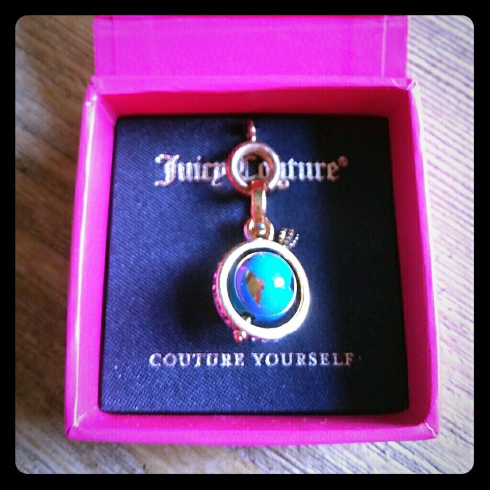 BNIB Juicy Couture spinning globe charm