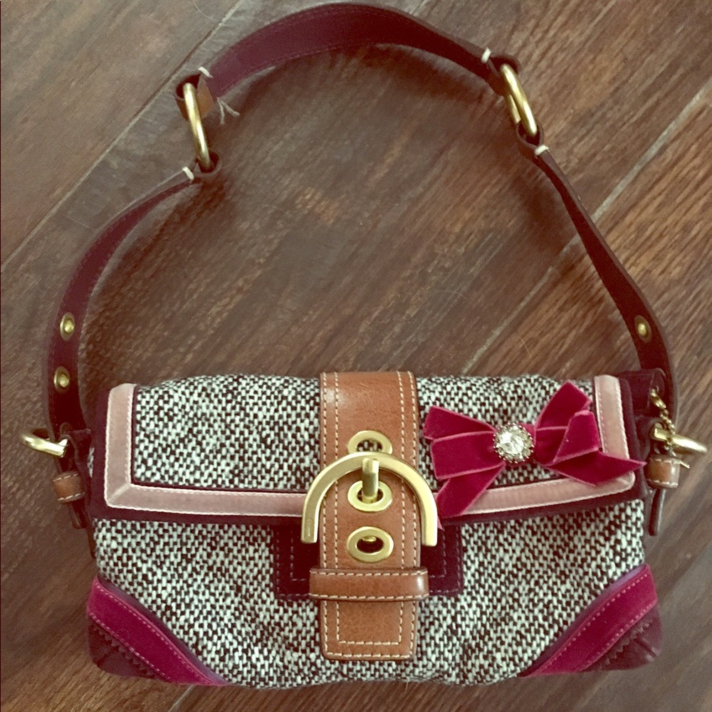 Adorable Coach Soho Limited Edition Tweed Bag!