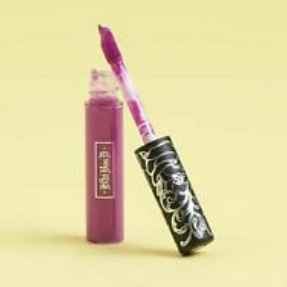 Kat Von D everlasting liquid lipstick