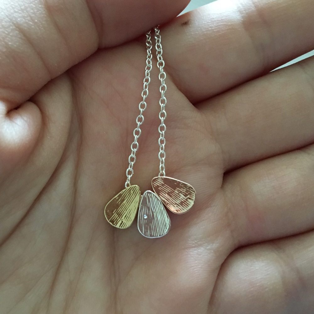 3/$12 Minimalistic necklace