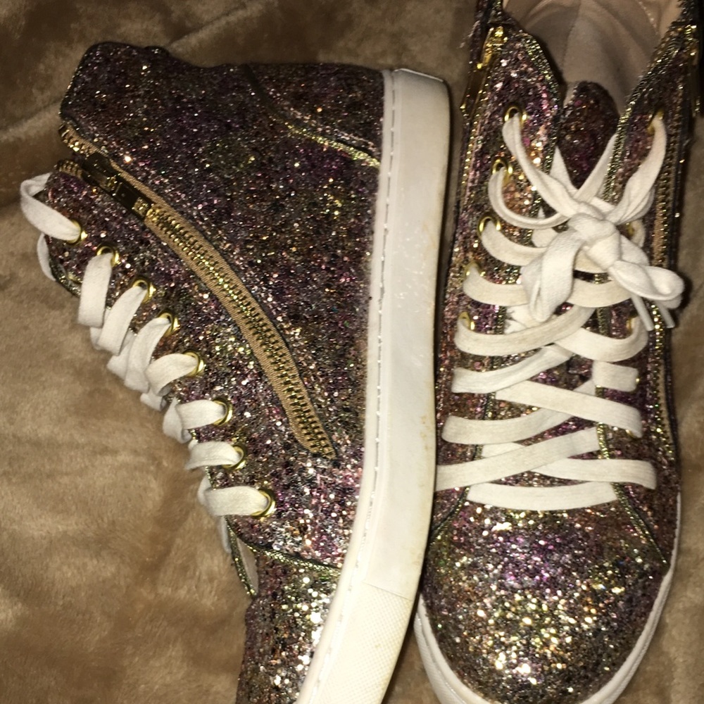 Steve Madden high top sneakers