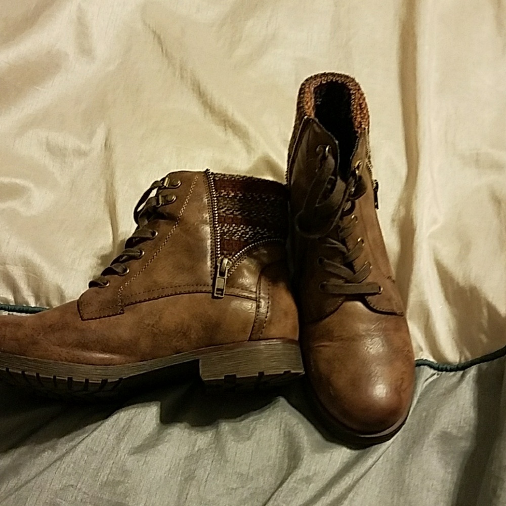 LAST CHANCE!  Brown lace up ankle boots