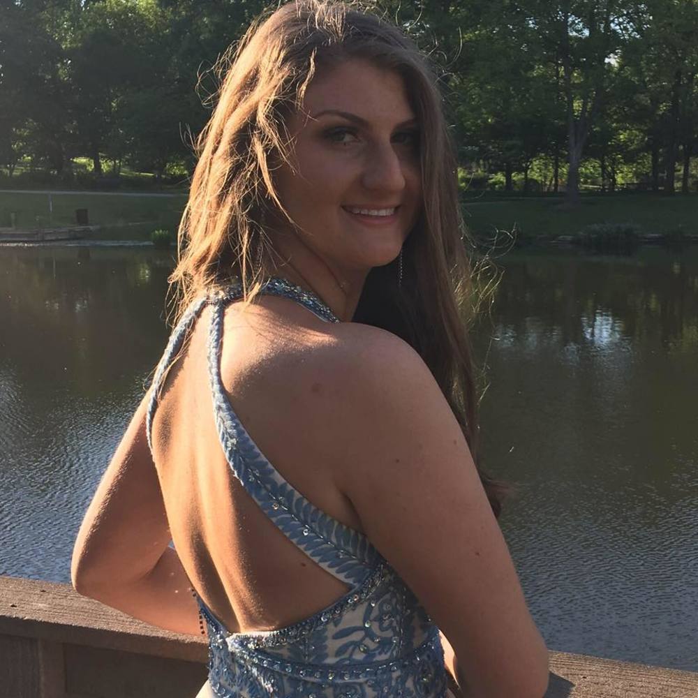 Meet your Posher, Samantha