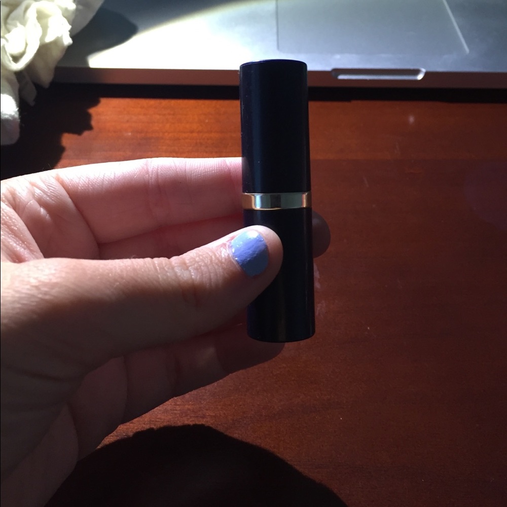Estee Lauder Lipstick