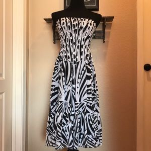 WHBM Black & White Strapless Dress