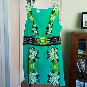 Dress Barnfloral / graphic