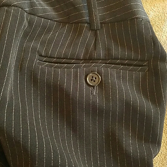 PINSTRIPED DRESS CAPRIS - Picture 2 of 2