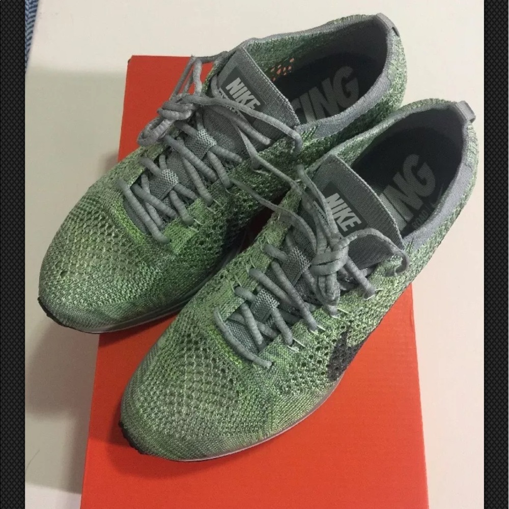 ❣️SOLD❣️Nike Flyknit Racer Macaron Pistachio - Picture 3 of 6