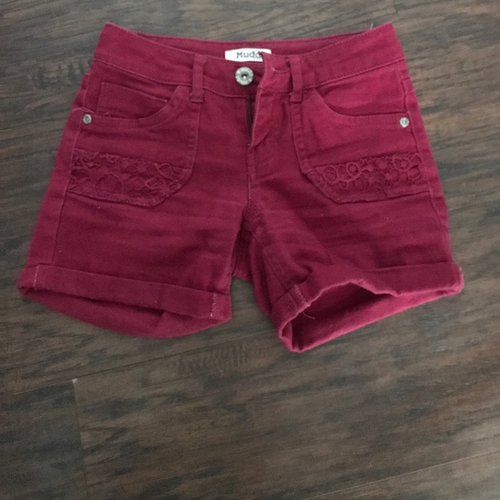 Red velvet lace shorts