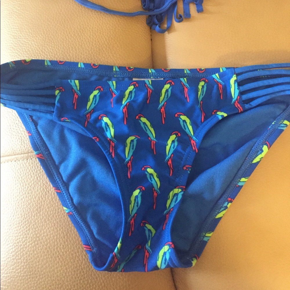 3 Piece Bikini Xhilaration New Women's Jr XS - Picture 2 of 5