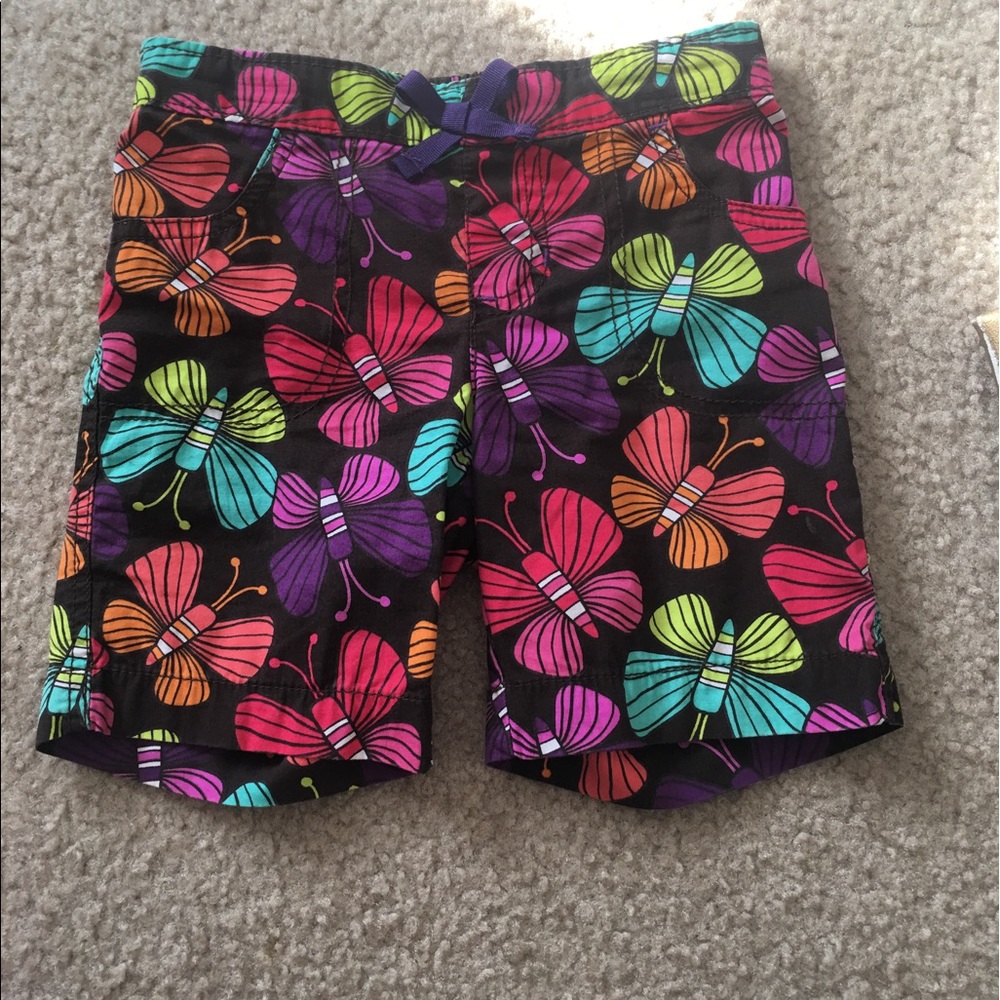 Colorful kid short with butterfly pattern