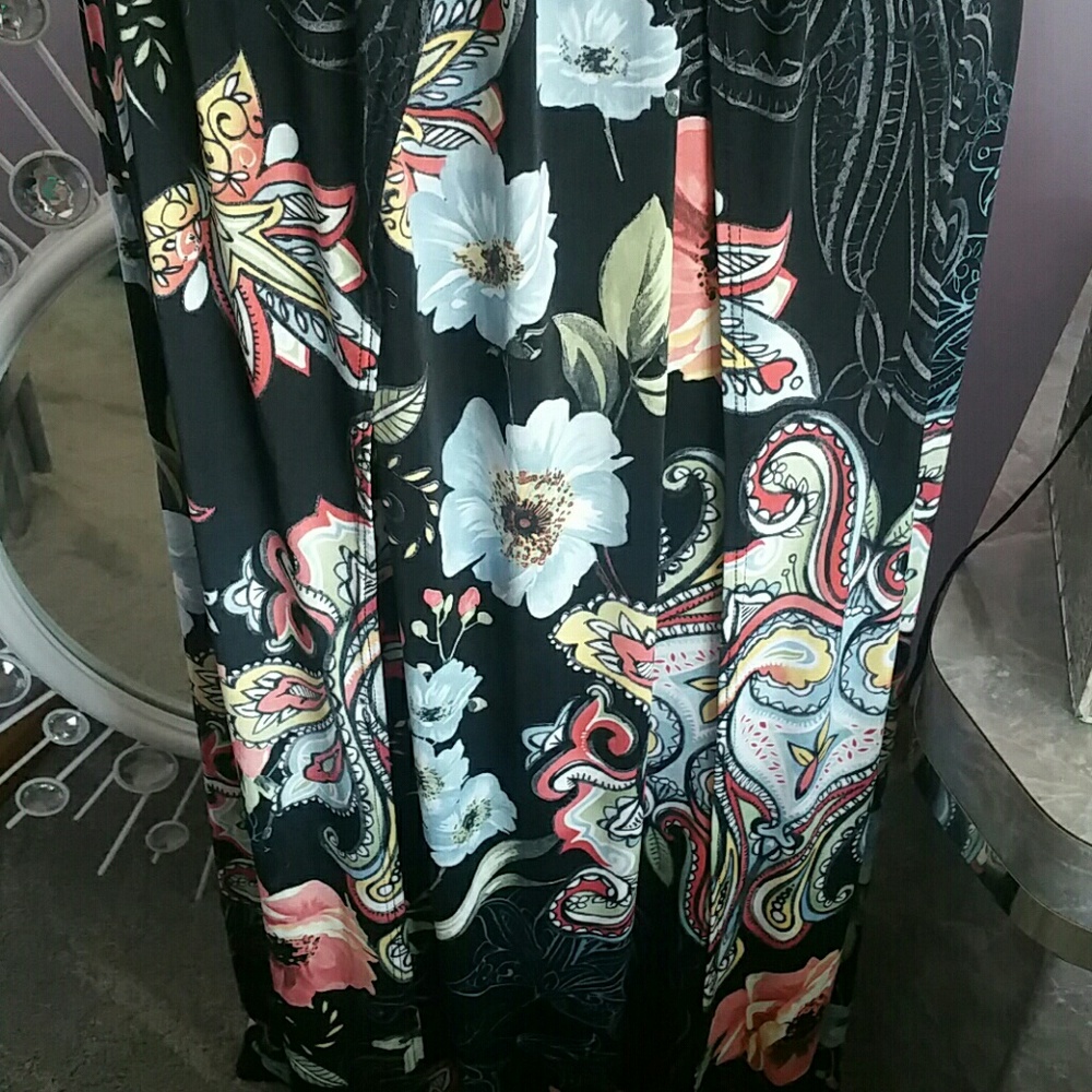 ▪️last 2▪️floral maxi▪️ - Picture 5 of 8