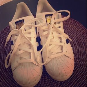 ⭐️ Adidas ⭐️