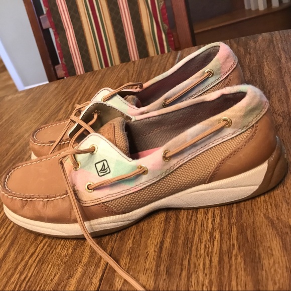 Sperry topsider with pattern size 8 - Picture 1 of 3