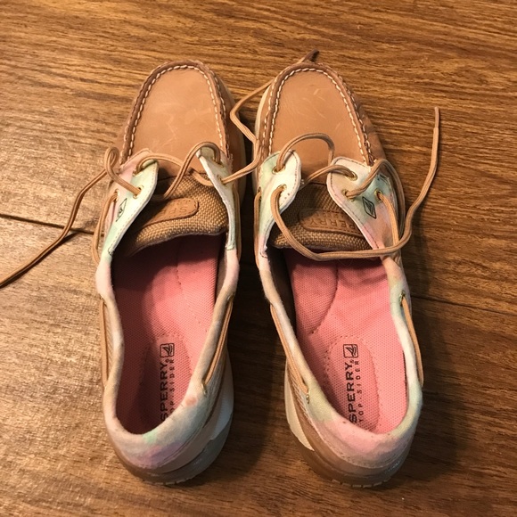 Sperry topsider with pattern size 8 - Picture 2 of 3