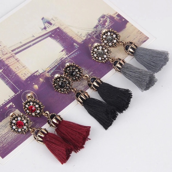 Rhinestone Long Tassel Dangle Earrings - Picture 3 of 4