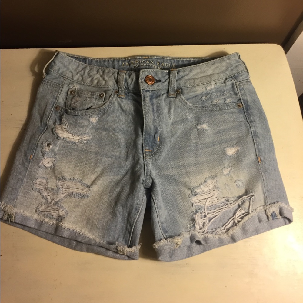 SOLD - American Eagle Denim shorts