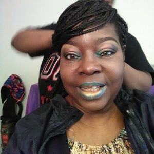 Meet your Posher, Charlene