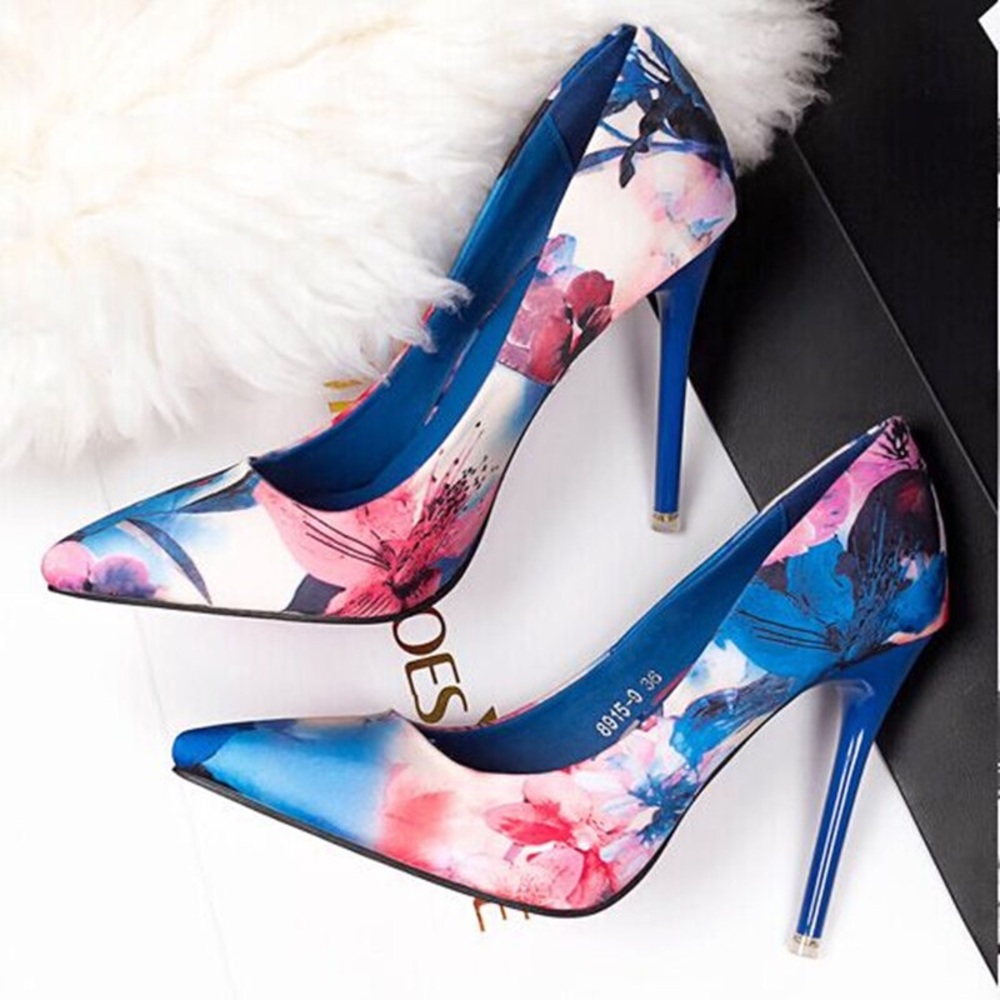 Brand new floral heels