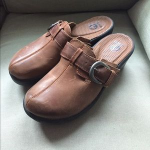 Croc clogs