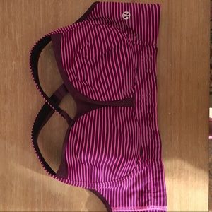 Lululemon Ta Ta Tamer bra