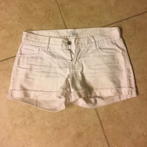 Old Navy white shorts