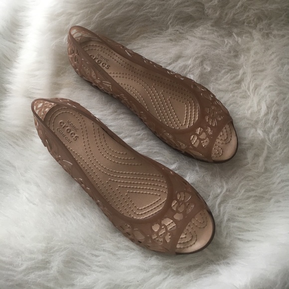 crocs isabella jelly flat bronze