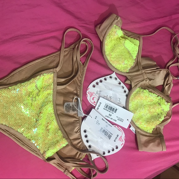 LIMITED EDITION Bech Bunny " RAY OF LIGHT " 👙 - Picture 2 of 4