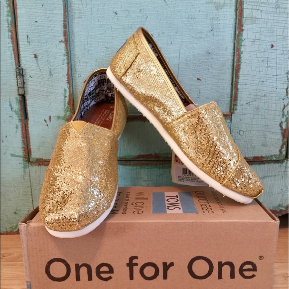 TOMS Gold Glitter Youth Classics - Picture 1 of 7
