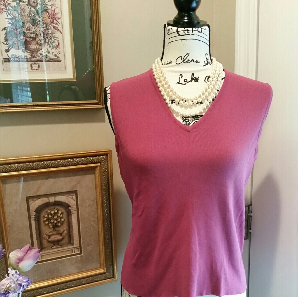 Laura Ashley Rose Sleeveless Vee-Neck Shell