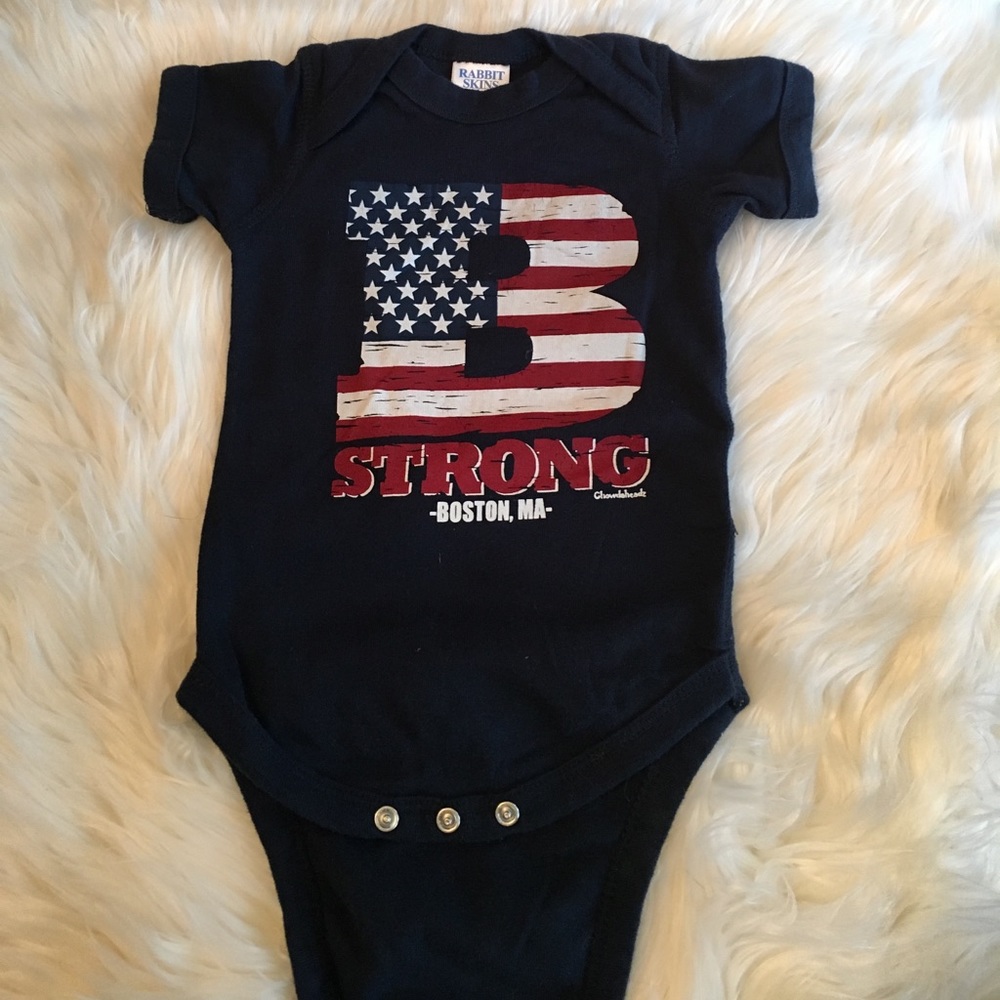 🇺🇸Boston Strong onesie