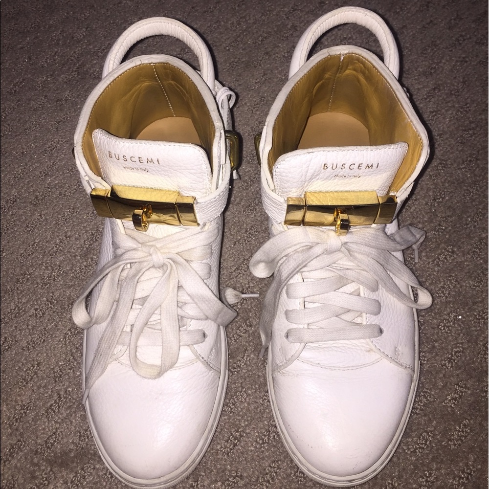 100 MM High Top Pebbled Leather Buscemi Sneaker