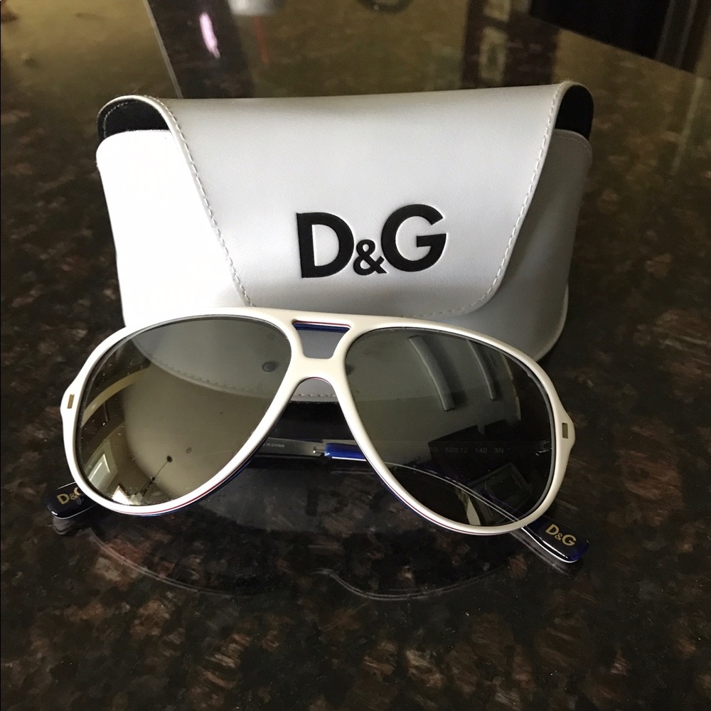 Dolce & Gabbano Aviator Sunglasses