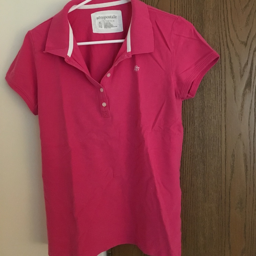 Aero collared shirt. Size XL.