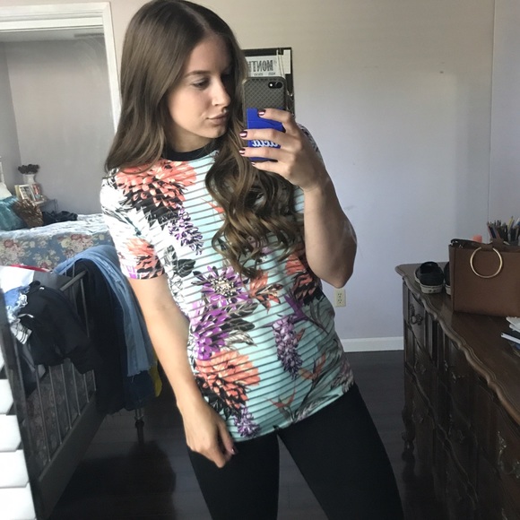 SOLD Forever 21 Paneled Top - Picture 1 of 3