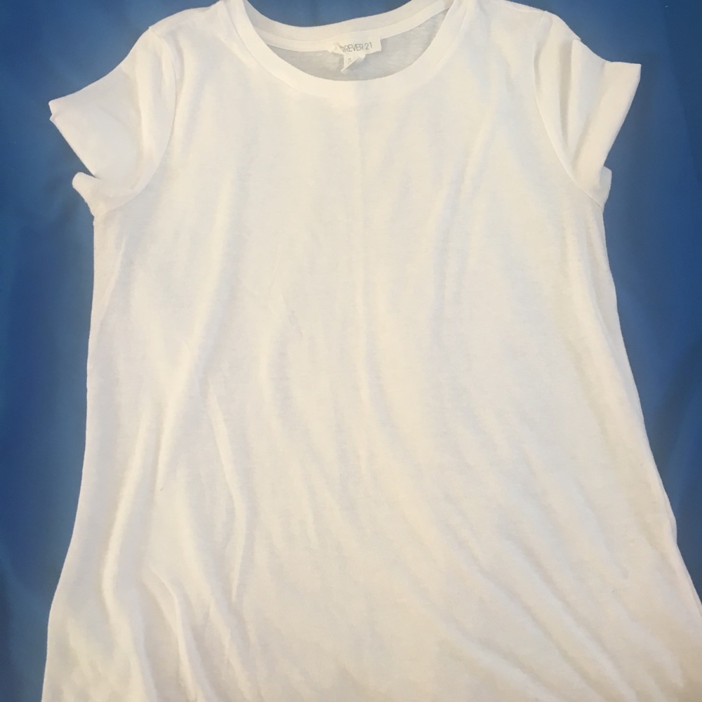 White plain T-shirt