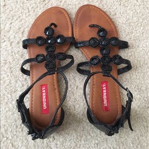 Girls Union Bay Black and Beige Sandals