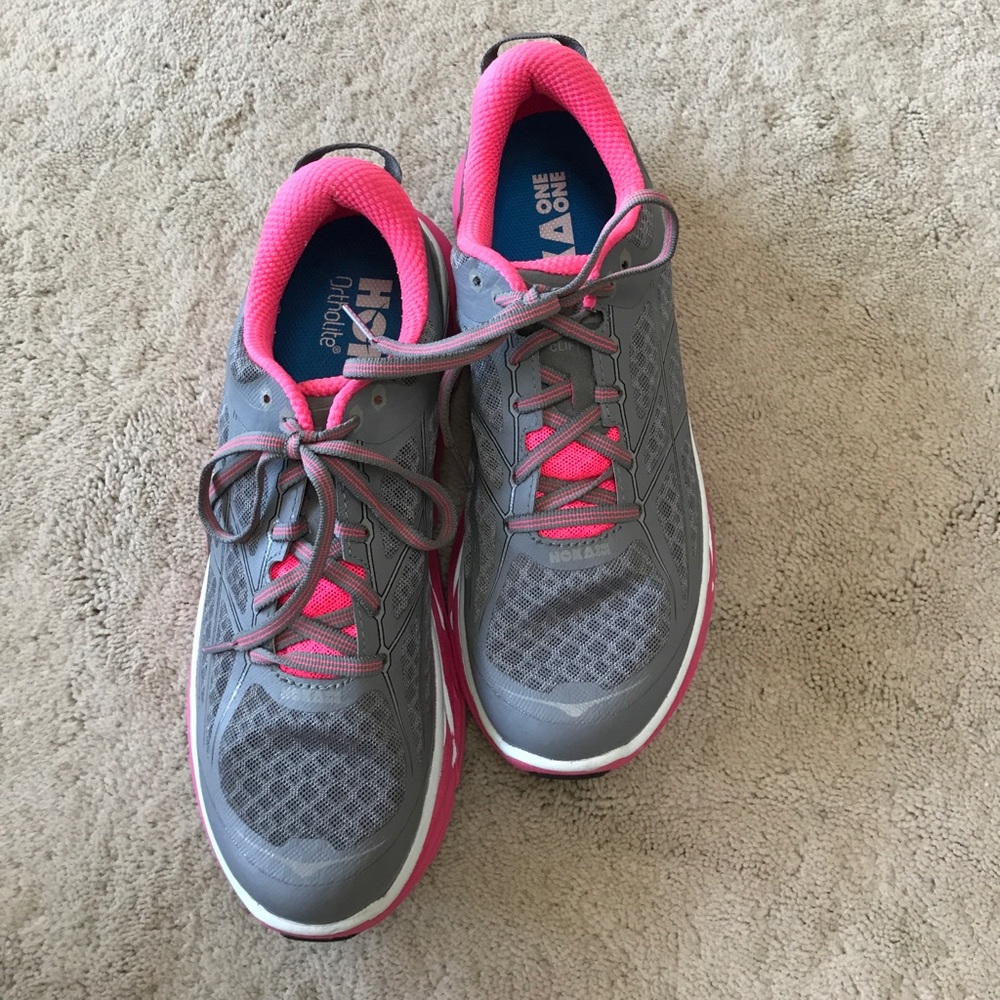 Hoka One One women's Clifton 2