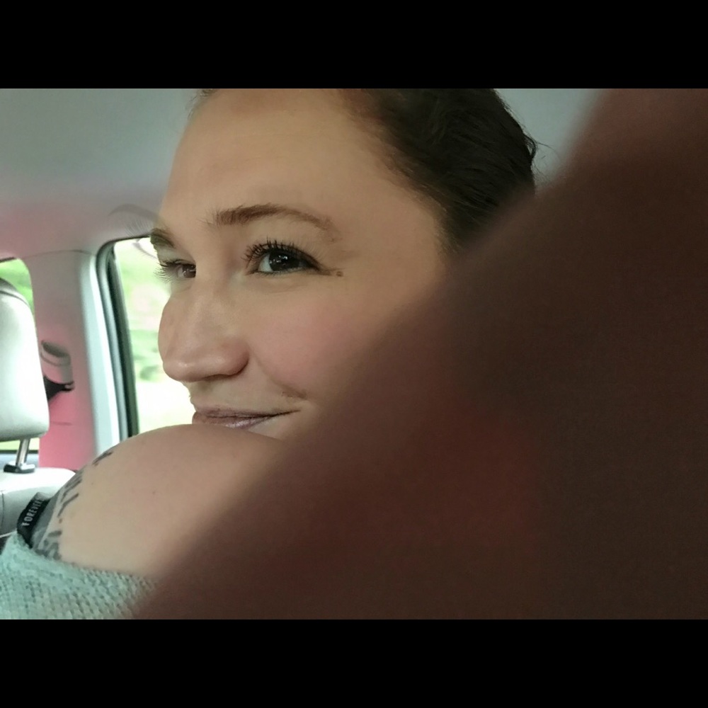 Meet your Posher, Melanie