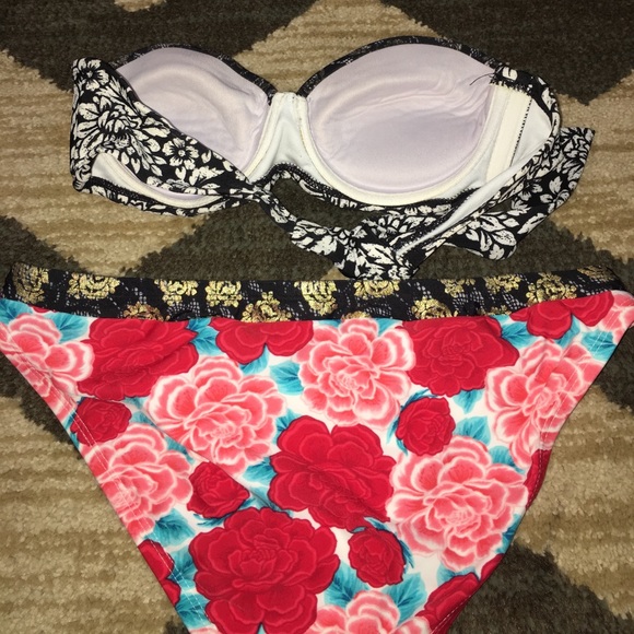 Xhilaration bikini - Picture 2 of 2