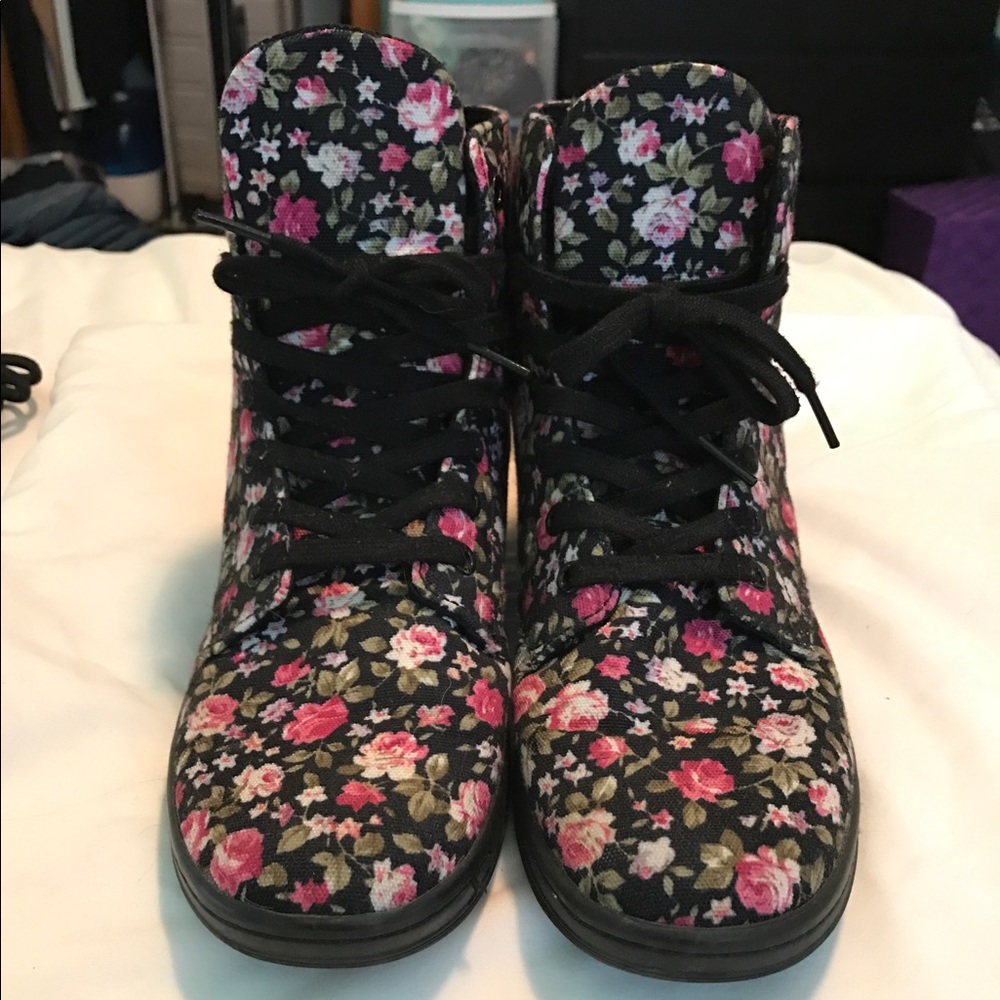 Canvas Dr Marten Boots