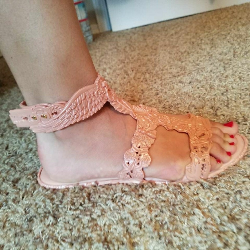 Pink women's sandal