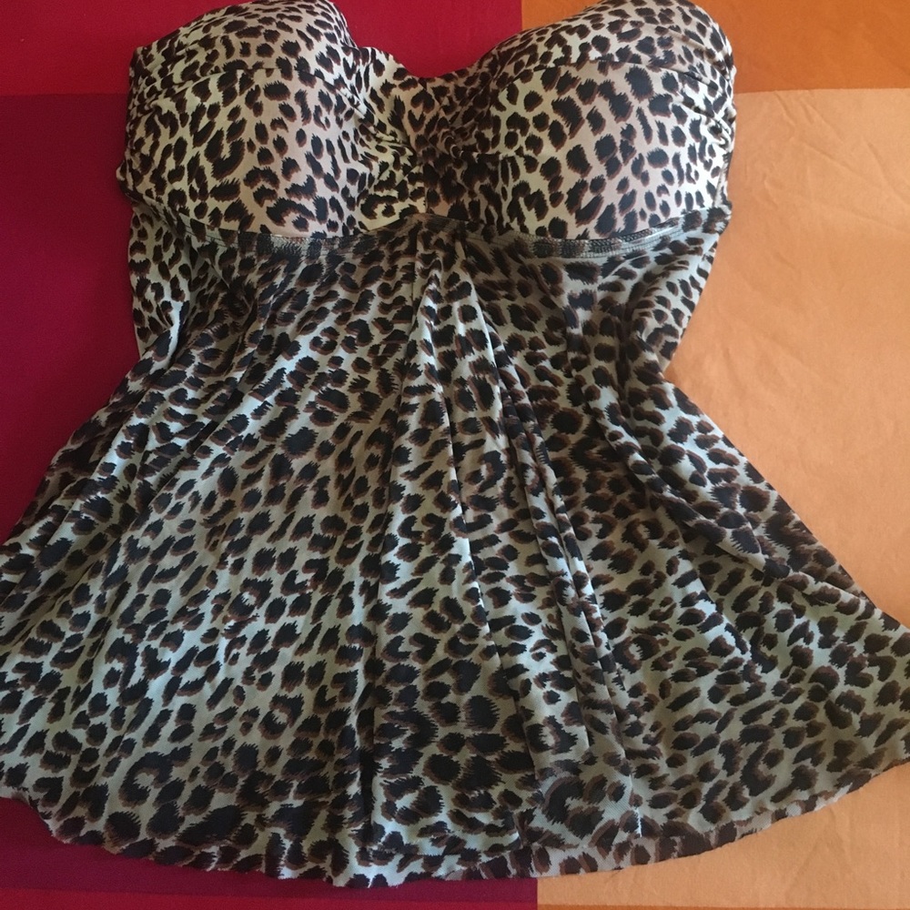 Swimsuit top